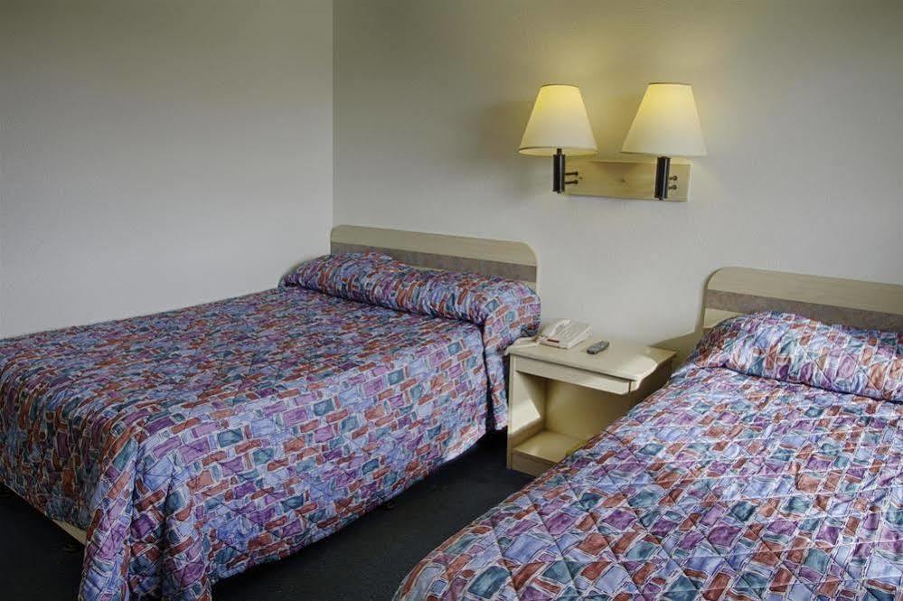 Rodeway Inn Florence - Cincinnati South Eksteriør billede